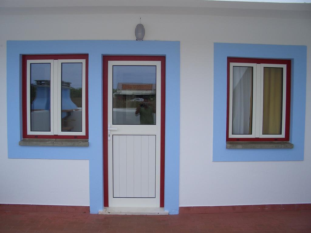 Apartamentos Monte Da Rosa Vila Nova de Milfontes Rum bild